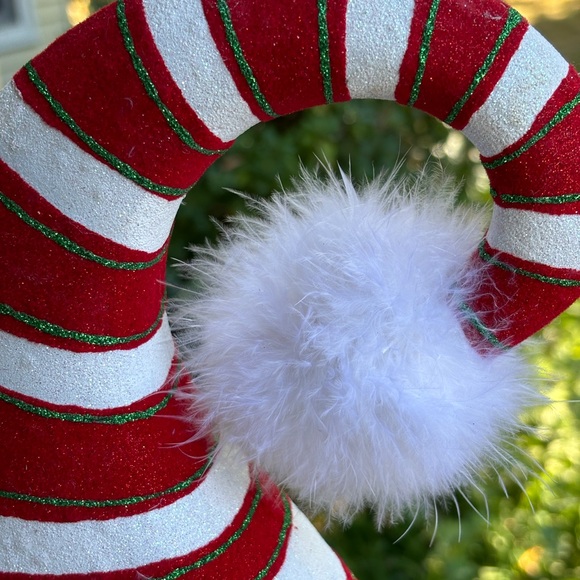 2014 Pier One My Heart Belongs to Santa Decoration - Picture 11 of 15